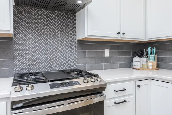 $305,000 | 401 B Jenny Lane, Heyworth, IL 61745