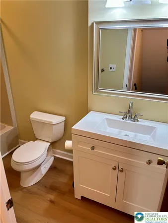 $2,195 | 5039 Shawnee Boulevard, Schnecksville, PA 18078