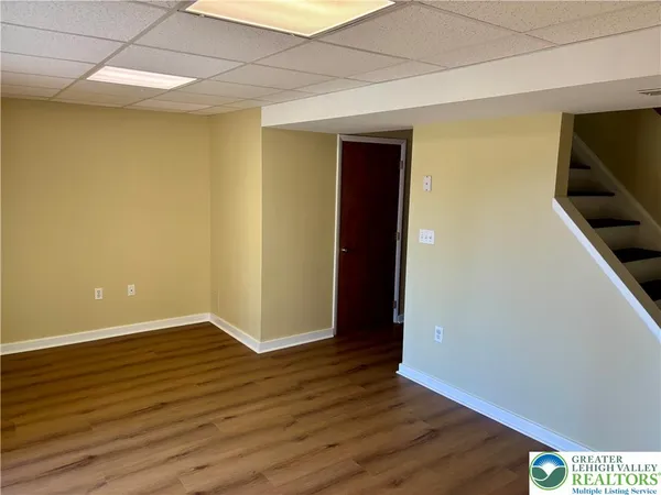 $2,195 | 5039 Shawnee Boulevard, Schnecksville, PA 18078