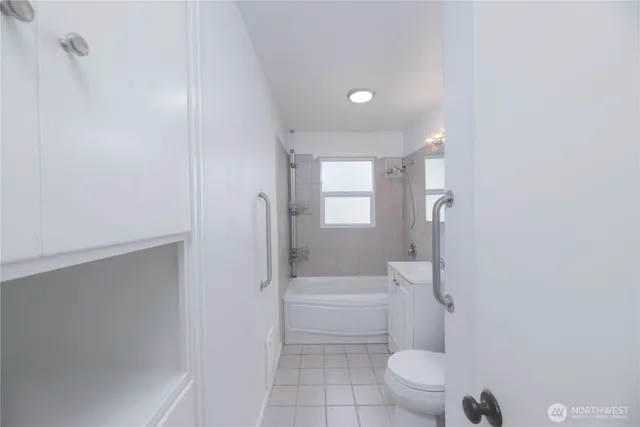 $429,900 | 1117 East 2nd Street, Port Angeles, WA 98362