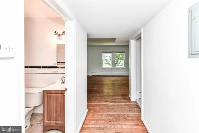 $1,795 | 130 South 29th Street, Unit 2, Purcellville, VA 20132