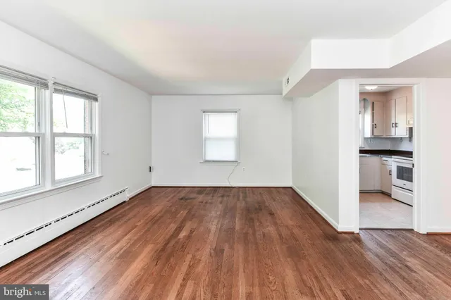 $1,795 | 130 South 29th Street, Unit 2, Purcellville, VA 20132