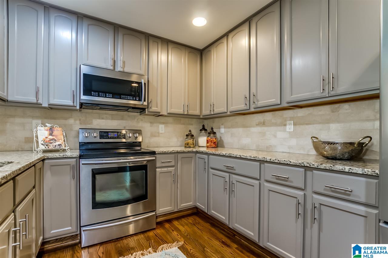 4401 Dolly Ridge Circle Birmingham, AL 35243 - Photo 18 of 48