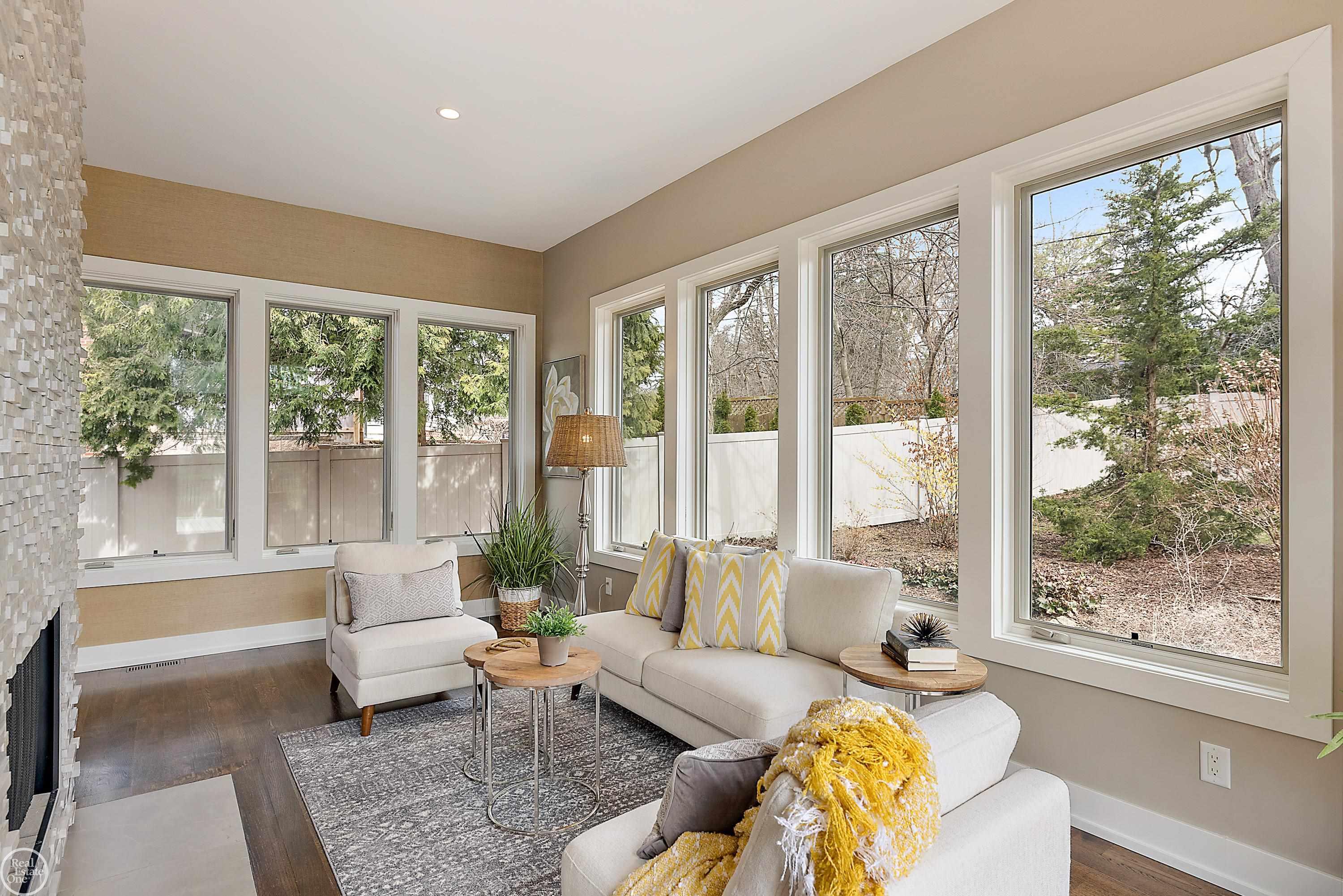 1115 Vesper Road Ann Arbor, MI 48103 - Photo 19 of 57 50105601-18.JPG