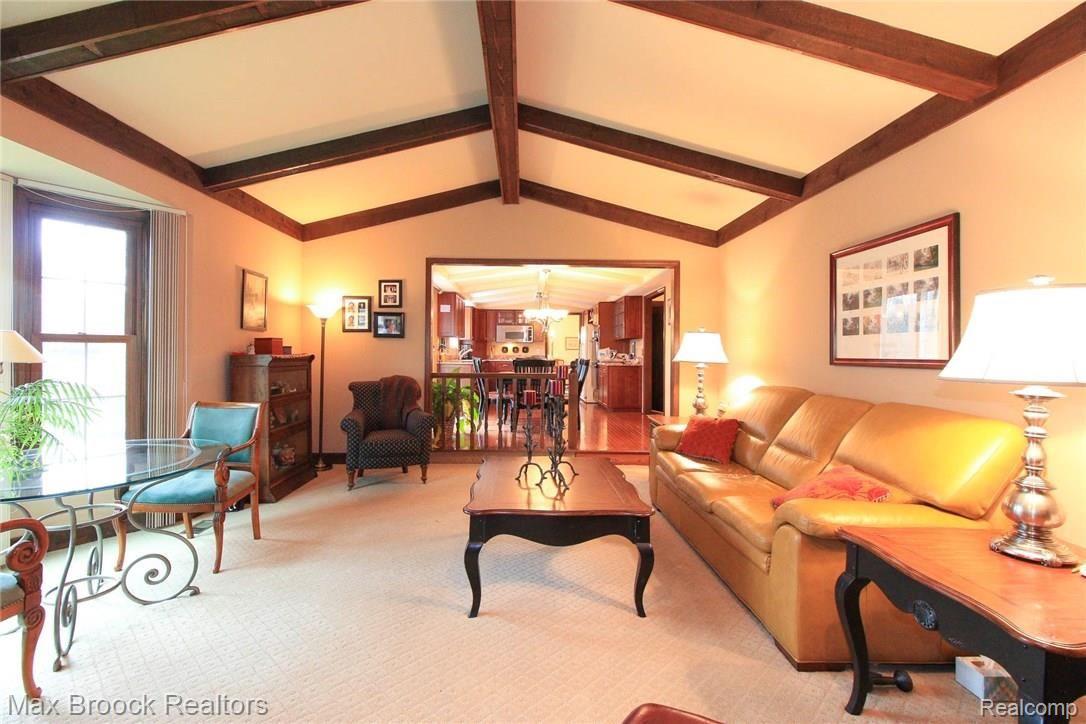 3251 Kilburn Road West Rochester, MI 48306 - Photo 21 of 53 4495BA09-3B85-4B08-A5E7-7B2960355920.jpeg