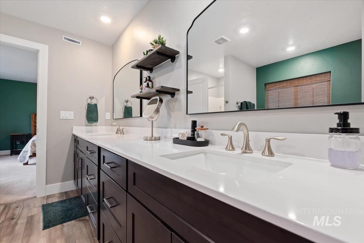 815 Knowledge Street Middleton, ID 83644 - Photo 29 of 49 Bathroom