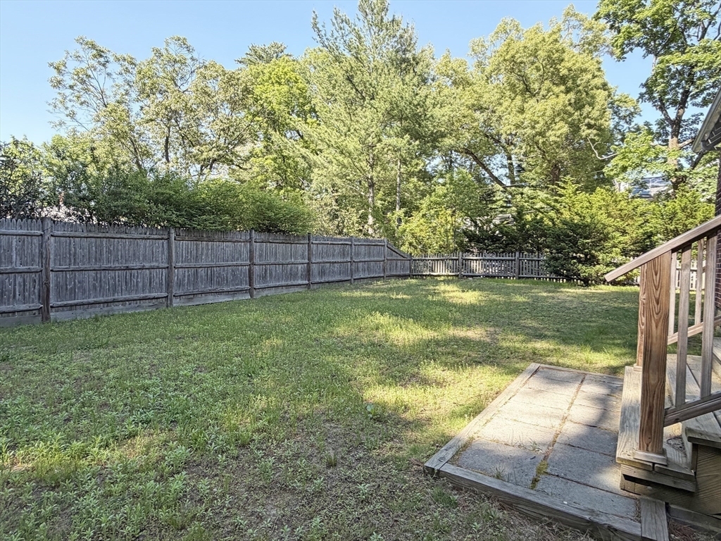 63 Pierrepont Road Newton, MA 02462 - Photo 14 of 17