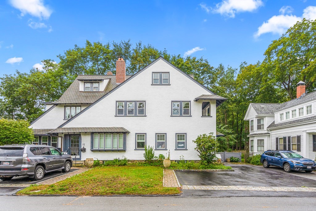 14 Weston Road, Unit 2 Wellesley, MA 02482 - Photo 1 of 1