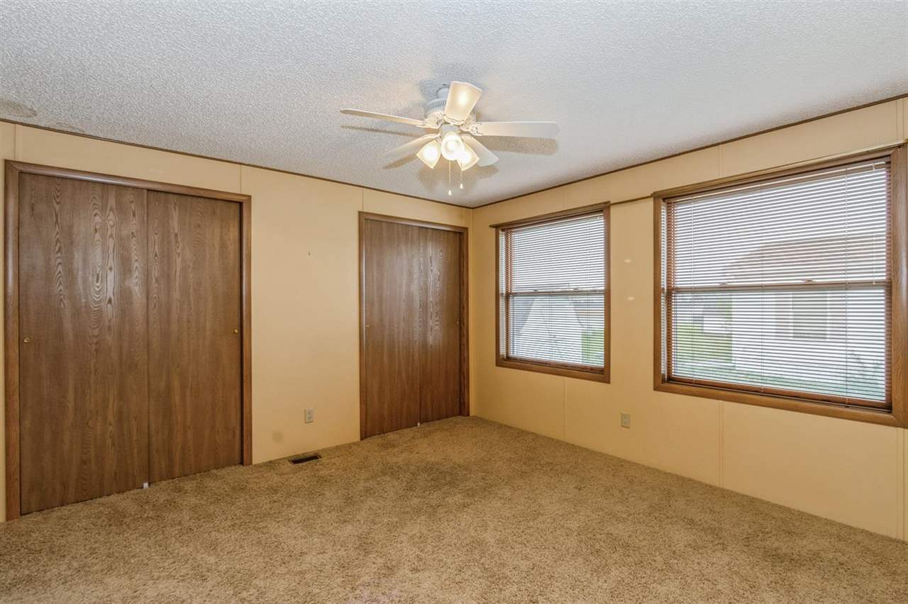 1590 Red Fox Way Marion, IA 52302 - Photo 10 of 23 Gallery Image 10