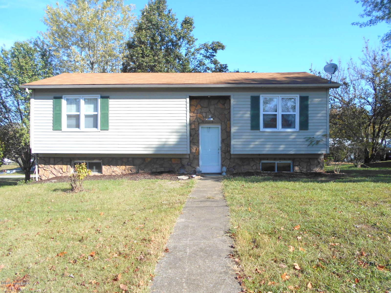 611 Spring Street Leitchfield, KY 42754 - Photo 1 of 21 Front View