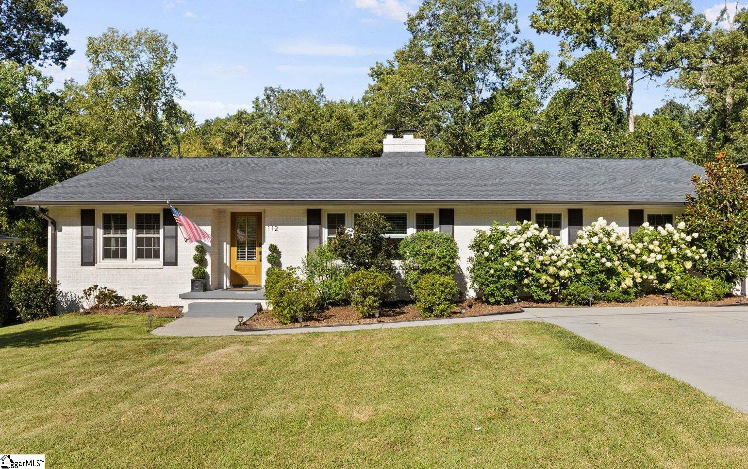 112 Robin Hood Road Greenville, SC 29607 - Photo 1 of 31