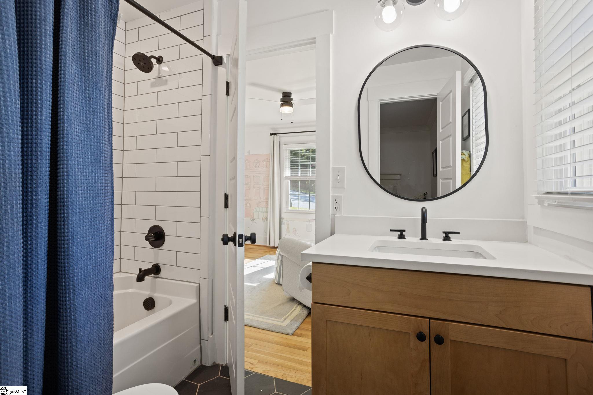 112 Robin Hood Road Greenville, SC 29607 - Photo 22 of 31