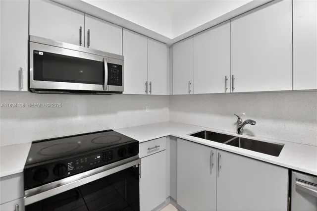 $3,100 | 7001 Northwest 15th Street, Unit 7001, Plantation, FL 33313