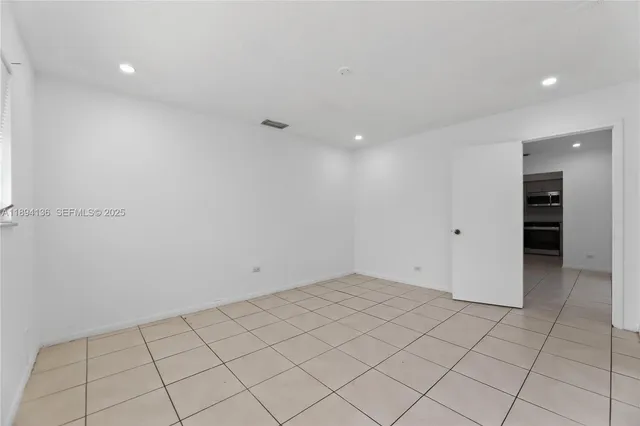 $3,100 | 7001 Northwest 15th Street, Unit 7001, Plantation, FL 33313