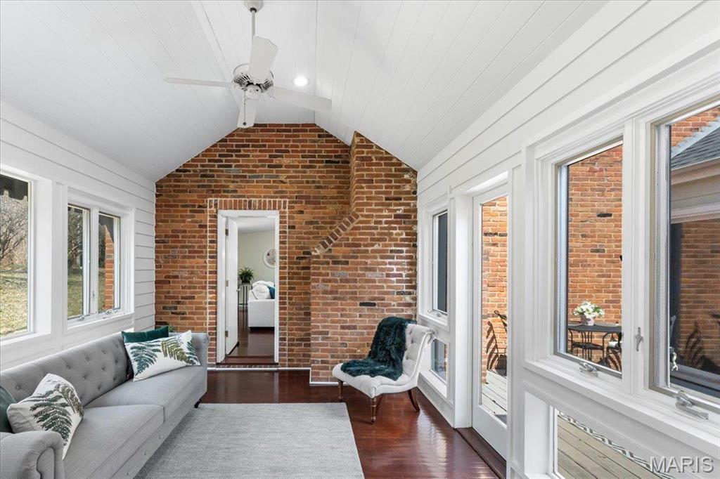 10534 Conway Road St. Louis, MO 63131 - Photo 7 of 39