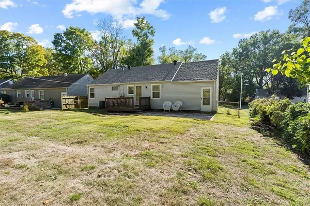 $275,000 | 8808 West 81st Terrace, Overland Park, KS 66204