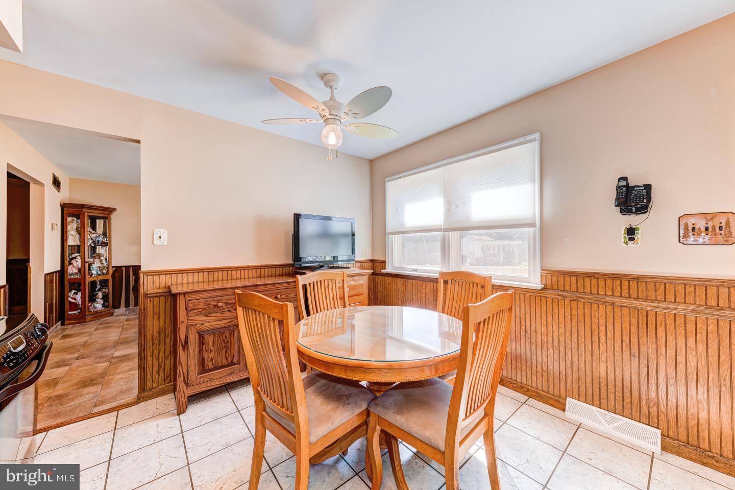 2705 Centennial Road Hatboro, PA 19040 - Photo 13 of 34