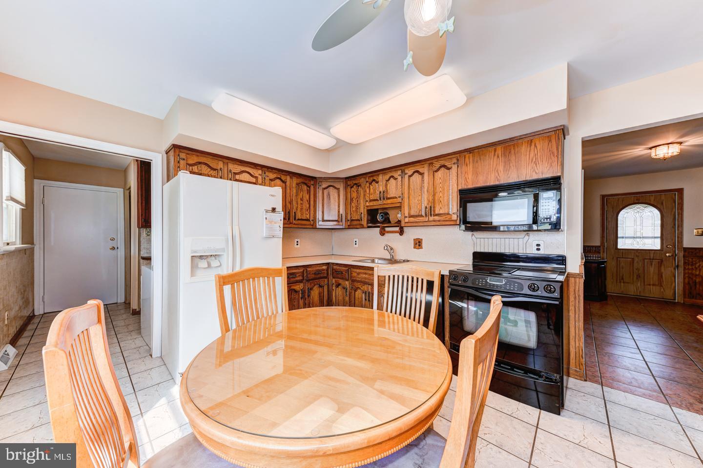 2705 Centennial Road Hatboro, PA 19040 - Photo 15 of 34