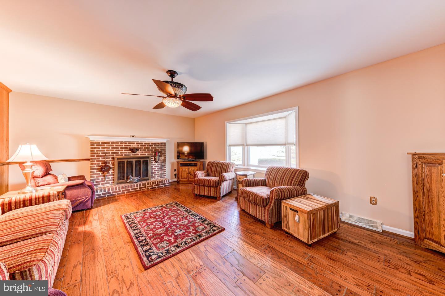 2705 Centennial Road Hatboro, PA 19040 - Photo 6 of 34