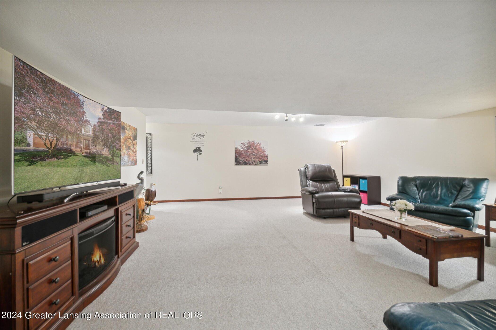 6800 North Maple River Road Elsie, MI 48831 - Photo 38 of 62 30-6800-N-Maple-River-Rd-Elsie-MI-48831-