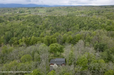 $599,000 | 189 Ingalside Road, Greenville, NY 12083