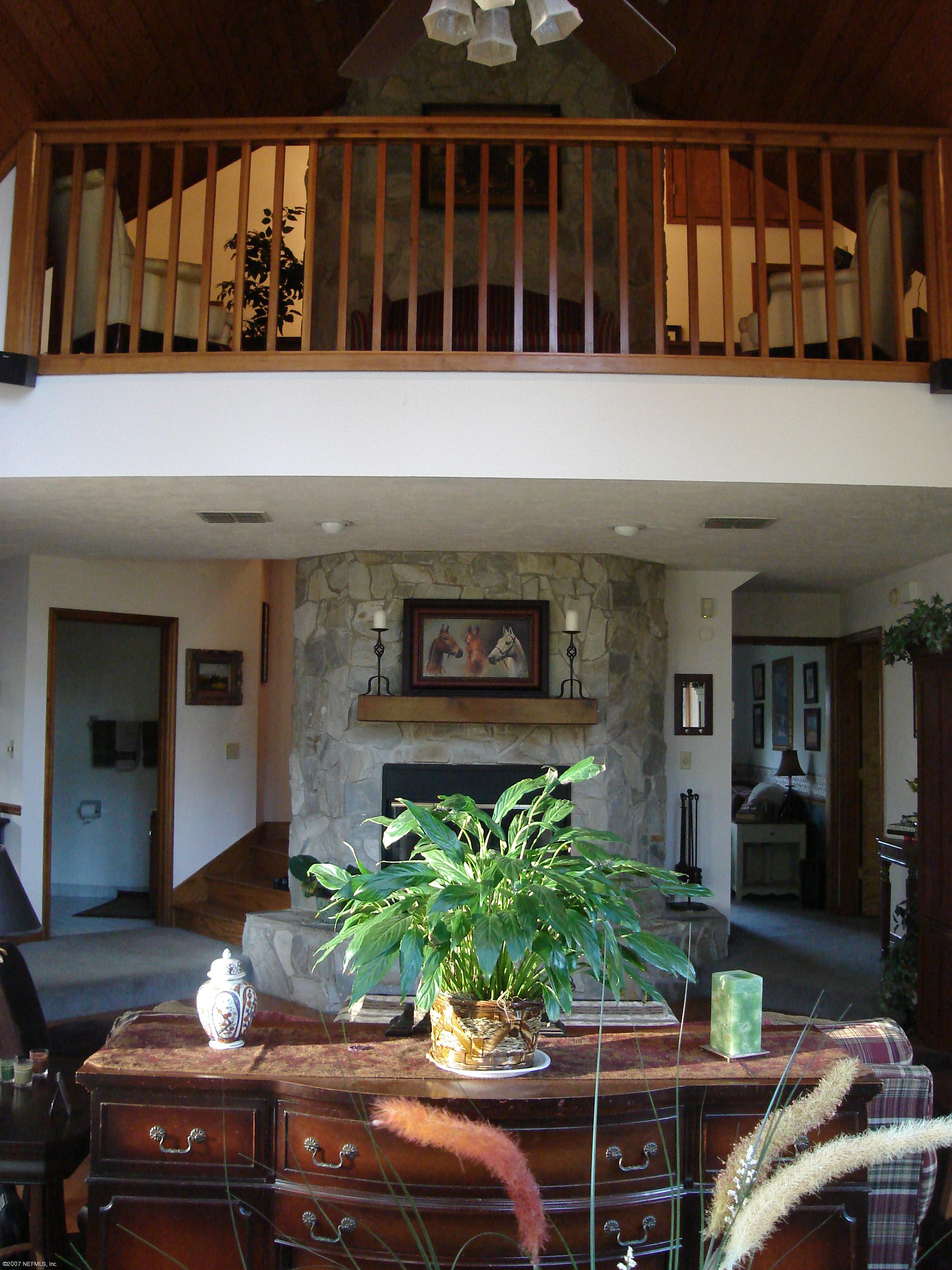 1354 Lee Road Jacksonville, FL 32259 - Photo 9 of 19 livingroom and loft