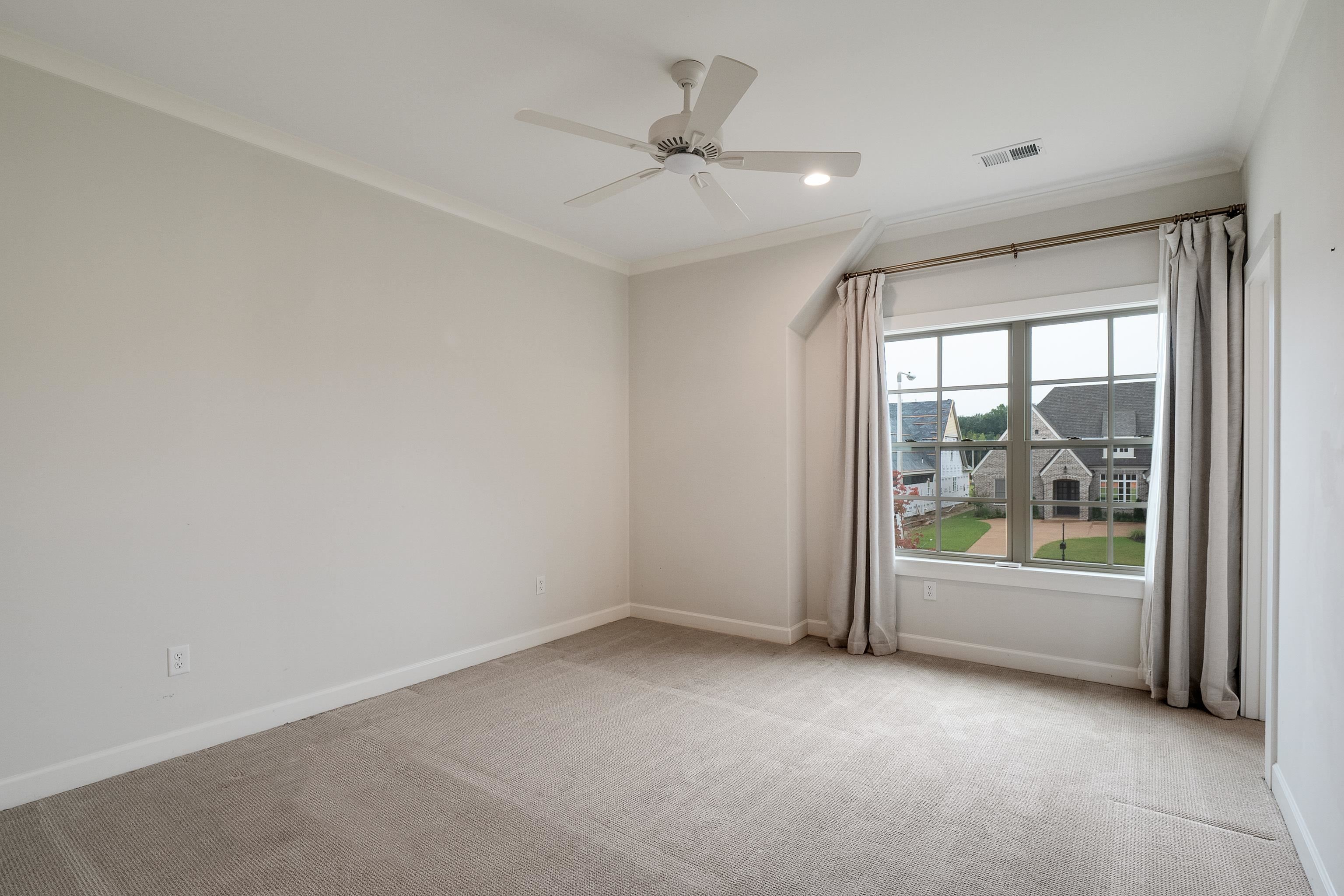 1365 Belfair Drive Collierville, TN 38017 - Photo 35 of 39 an empty room with a window