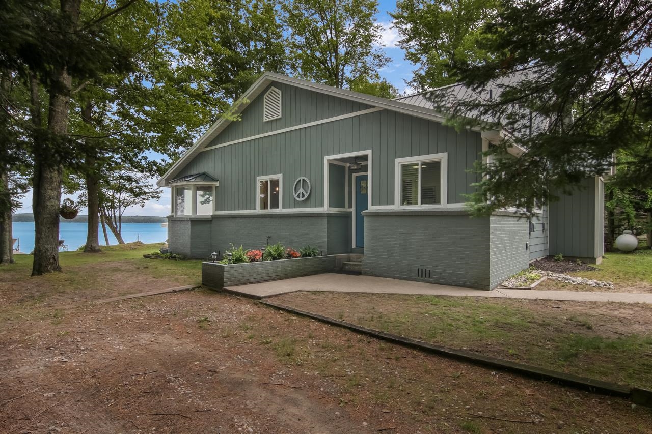 5343 Bush Road Interlochen, MI 49643 - Photo 59 of 60 1902234-58.JPG