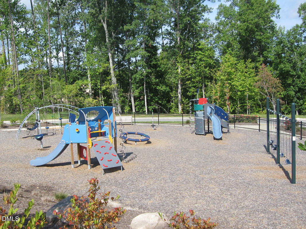 35 Hawk Point Road Chapel Hill, NC 27516 - Photo 34 of 37 e cmmty play area