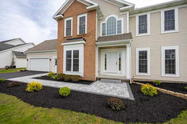 $649,900 | 248 Barclay Square Drive, Brighton, NY 14618