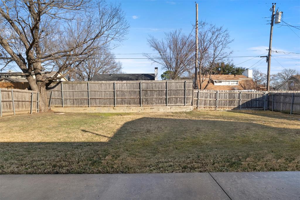 3518 Windsor Street Irving, TX 75062 - Photo 20 of 21 a view of an outdoor space