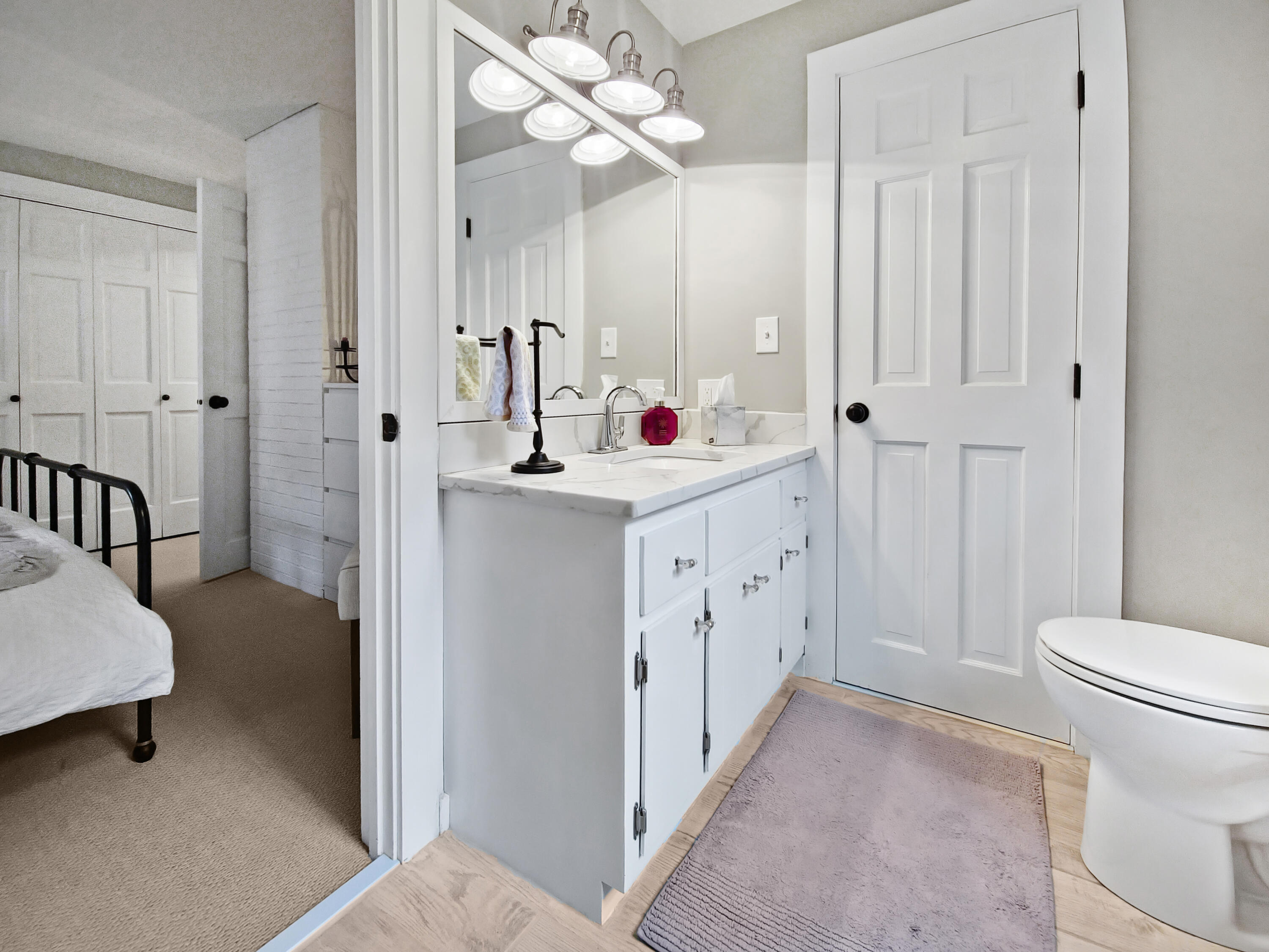 63 West Way Mashpee, MA 02649 - Photo 33 of 47 2nd Floor Shared Bathroom