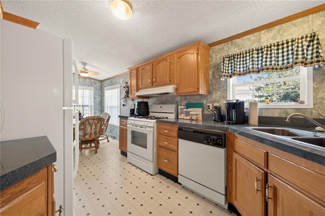 1315 King Road Clifton Springs, NY 14432 - Photo 26 of 31