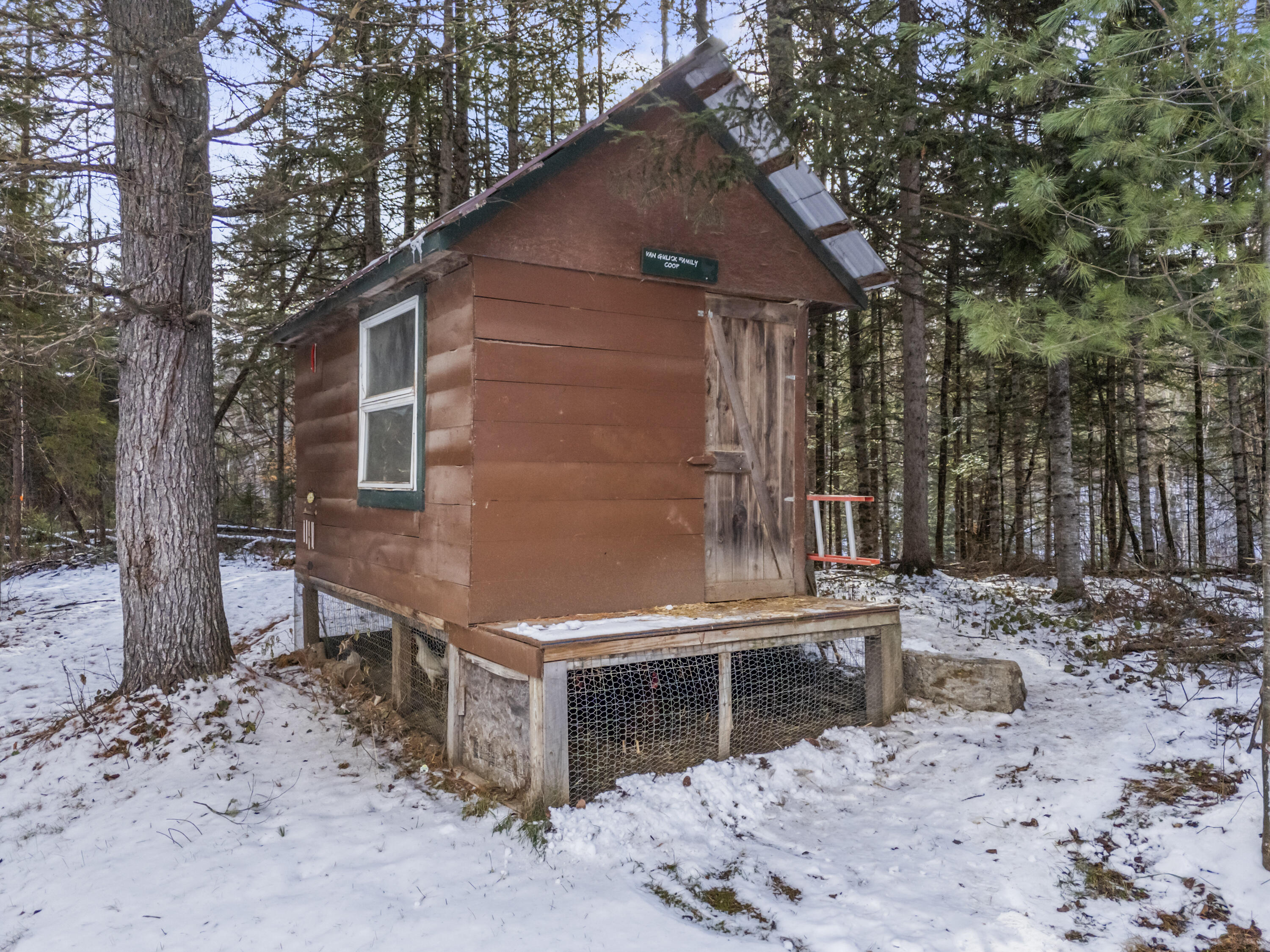 1480 Arnold Trail Eustis, ME 04936 - Photo 47 of 50 Chicken Coop
