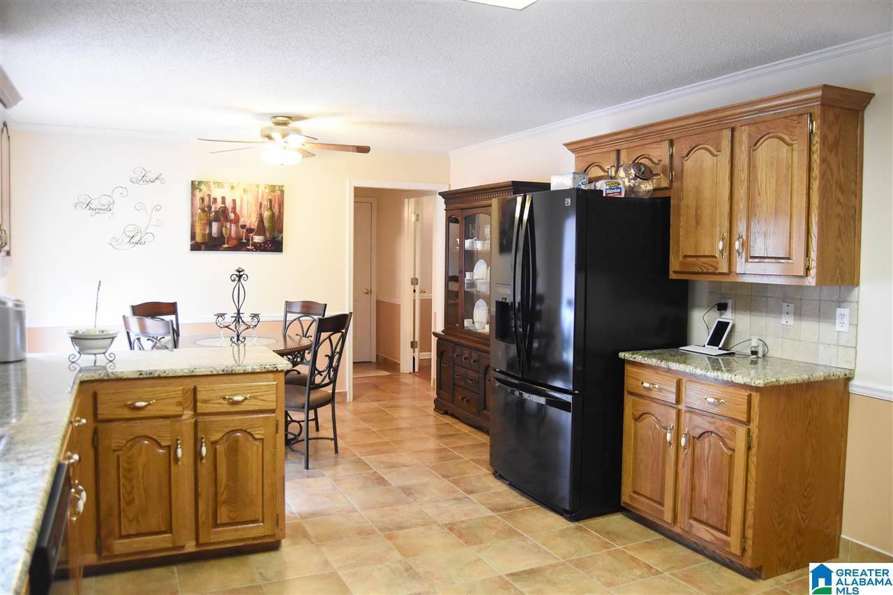 5675 Peeks Hill Road Ohatchee, AL 36271 - Photo 14 of 48