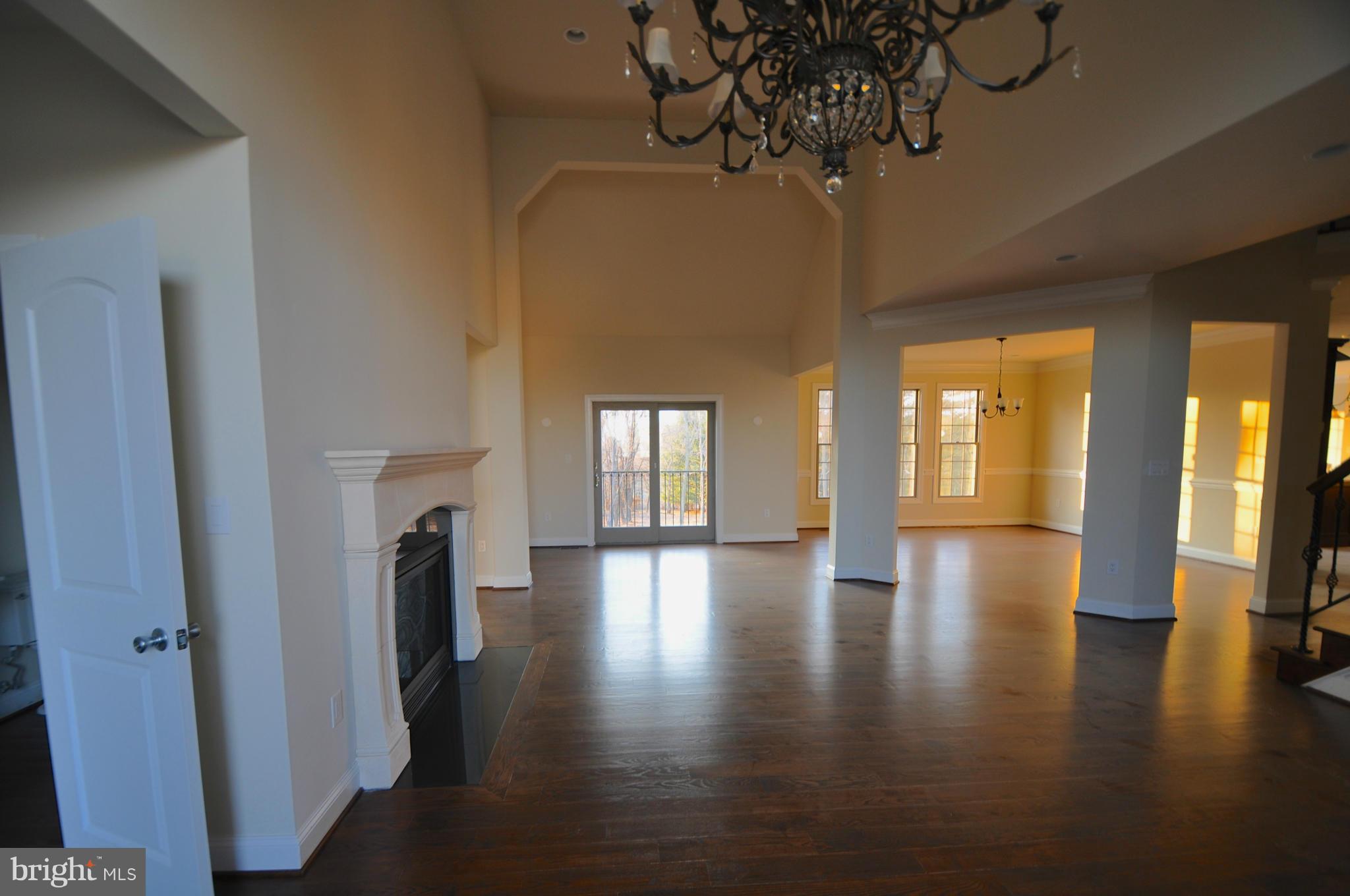 12668 Frederick Road West Friendship, MD 21794 - Photo 19 of 30 Living Room