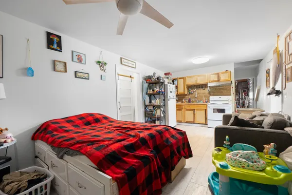 $329,000 | 211 Lakeview Drive Southeast, Dalton, GA 30721