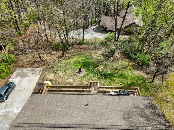 $329,000 | 211 Lakeview Drive Southeast, Dalton, GA 30721