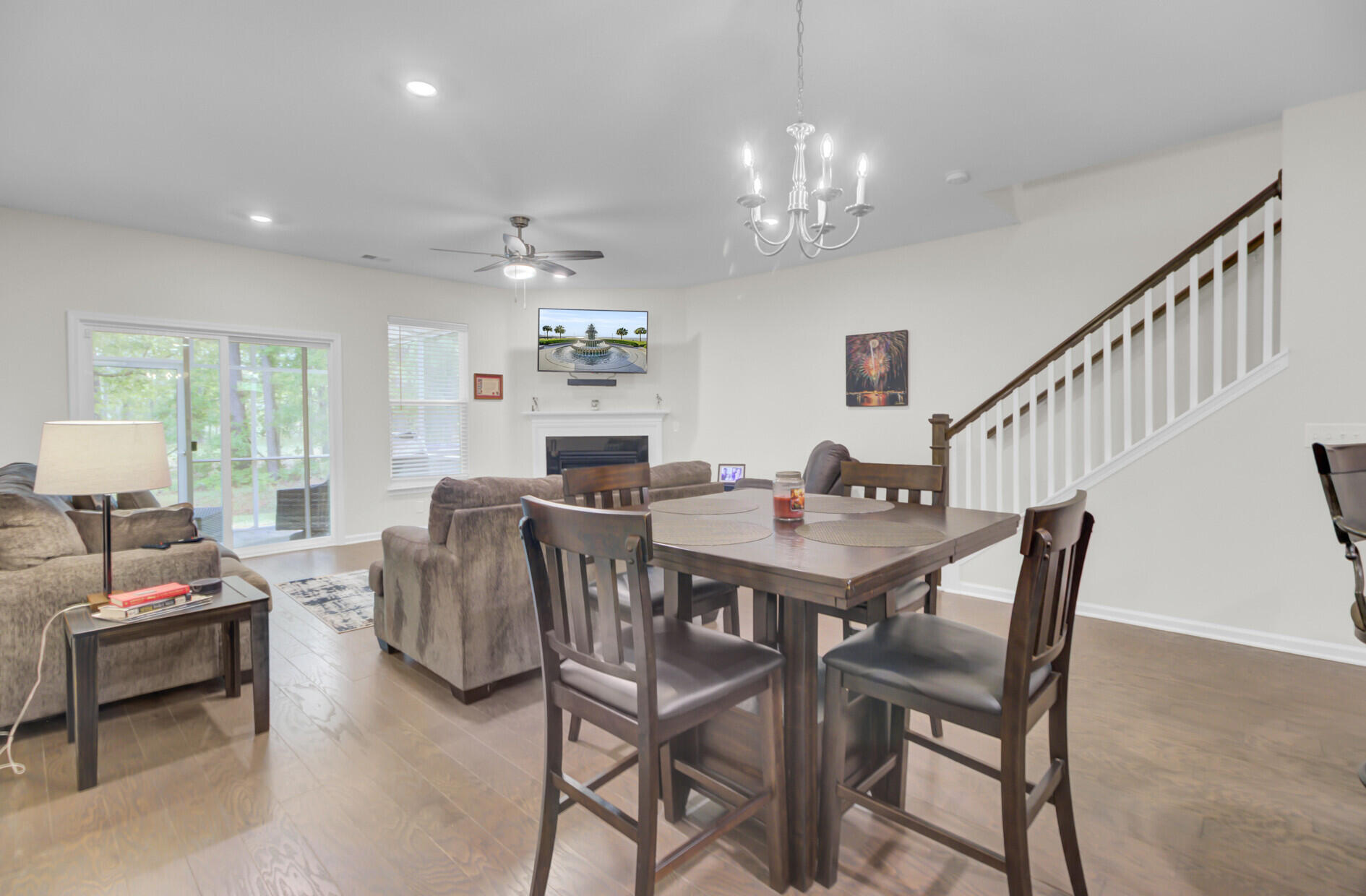 113 Alpine Road Summerville, SC 29485 - Photo 14 of 39 Dining & Living Room