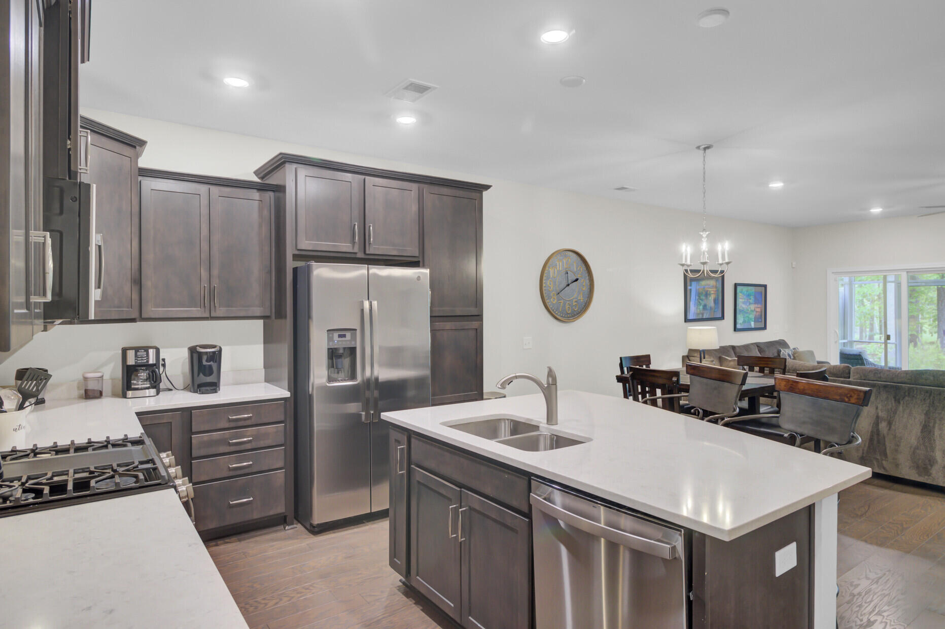 113 Alpine Road Summerville, SC 29485 - Photo 10 of 39 Kitchen & Dining Area