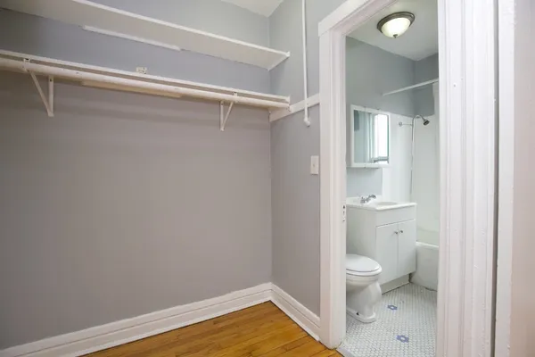 $1,195 | 4602 North Beacon Street, Unit 3C, Chicago, IL 60640