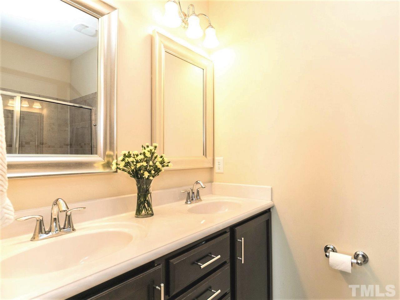 1529 Crafton Way Raleigh, NC 27607 - Photo 13 of 26