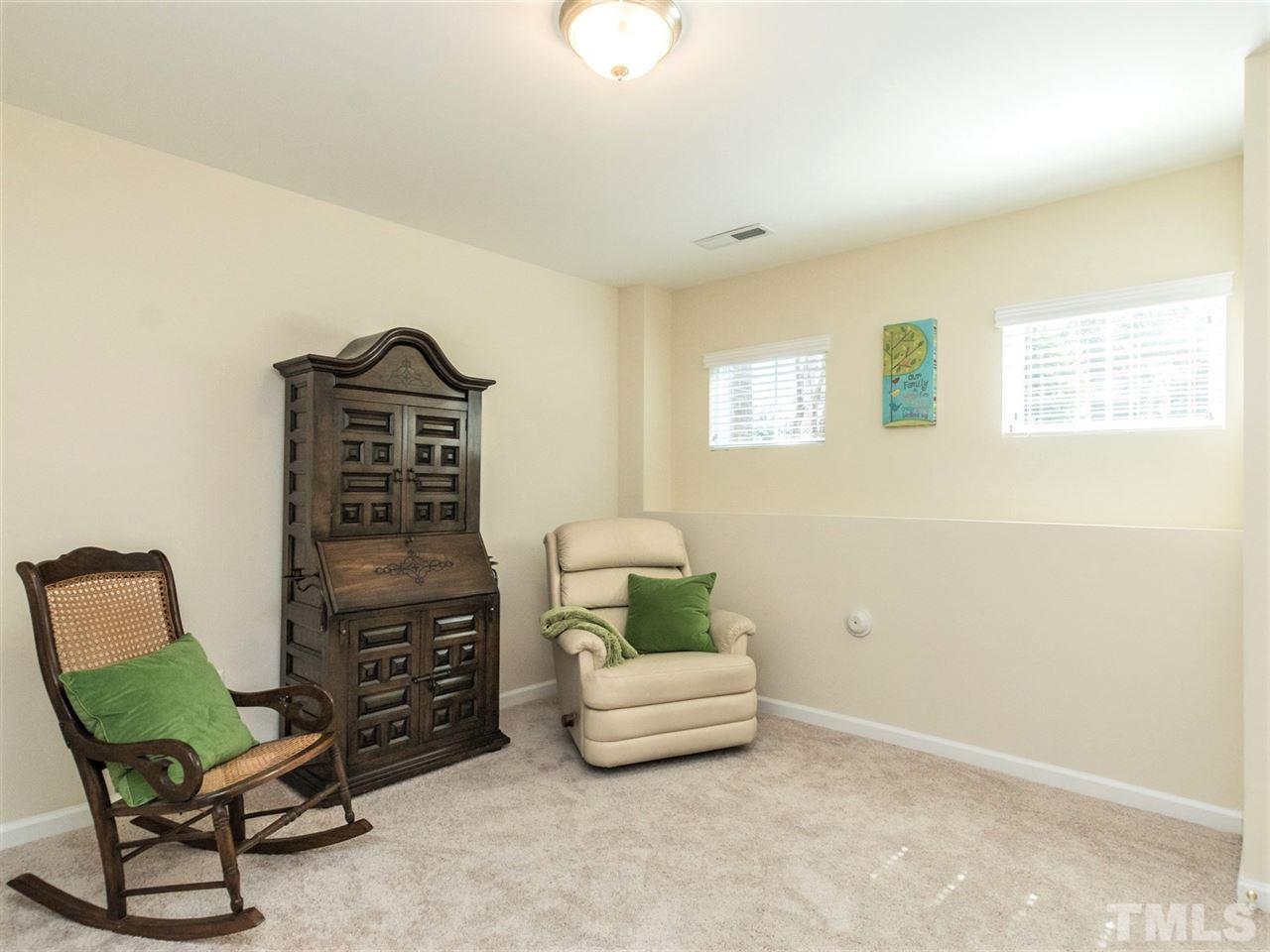 1529 Crafton Way Raleigh, NC 27607 - Photo 17 of 26