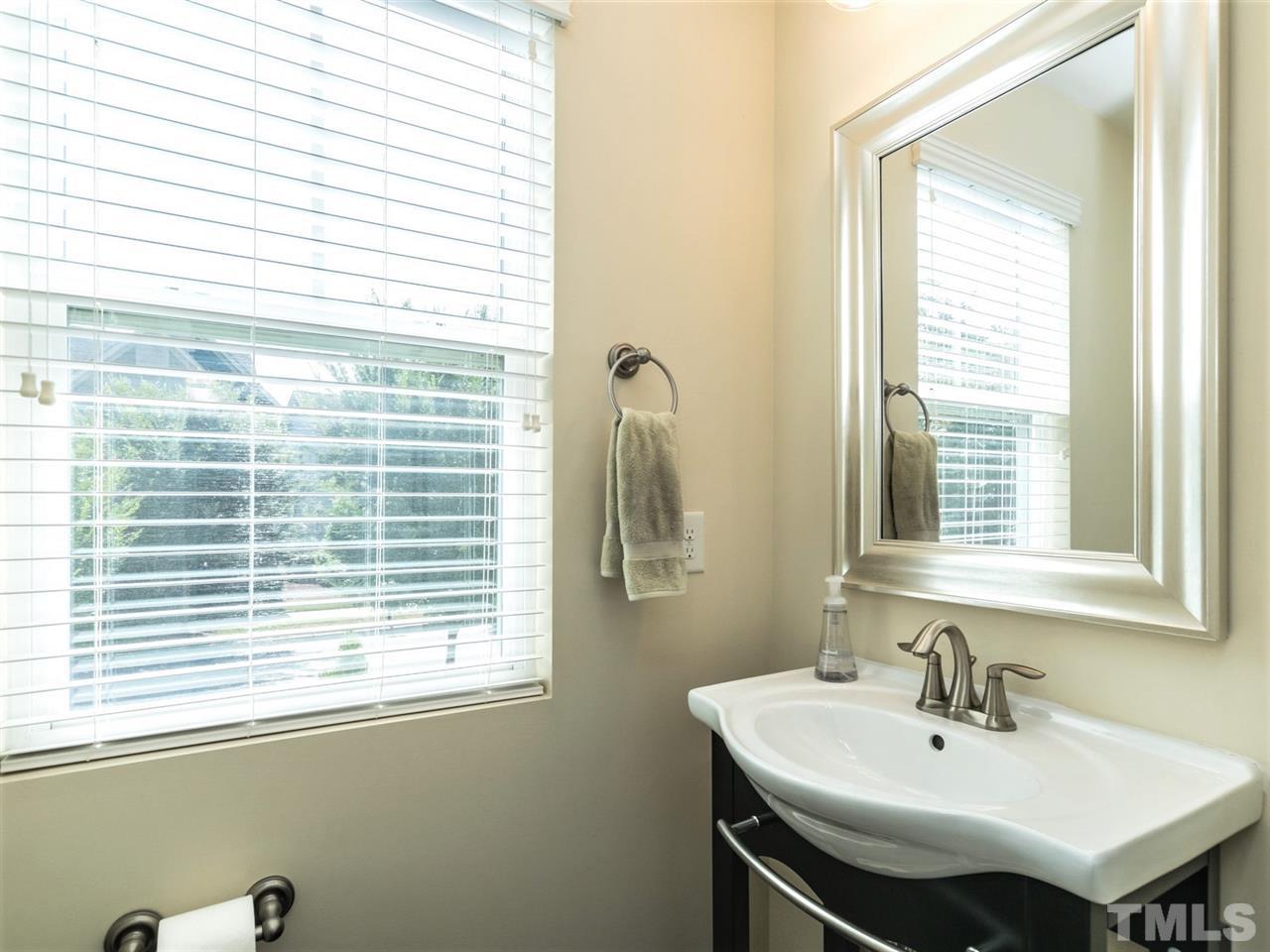 1529 Crafton Way Raleigh, NC 27607 - Photo 18 of 26
