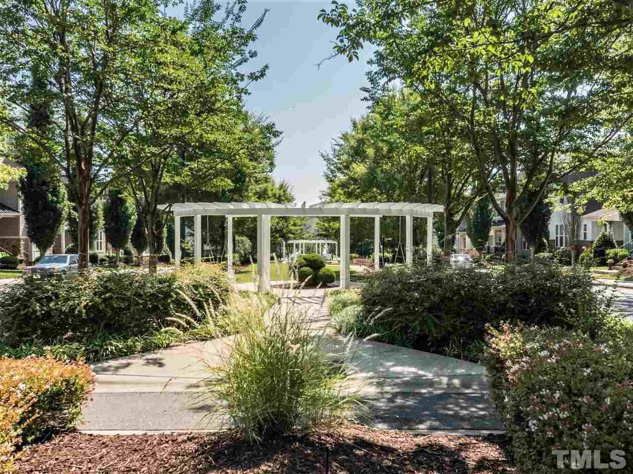 1529 Crafton Way Raleigh, NC 27607 - Photo 22 of 26