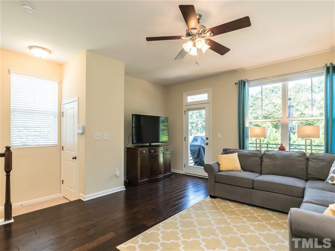 1529 Crafton Way Raleigh, NC 27607 - Photo 8 of 26