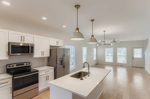 $2,600 | 1121 Alcove Way, Antioch, TN 37013