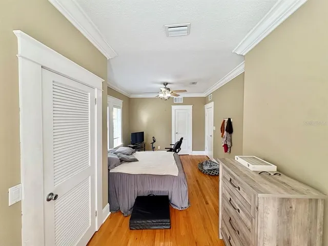 $2,500 | 302 West Haya Street, Tampa, FL 33603