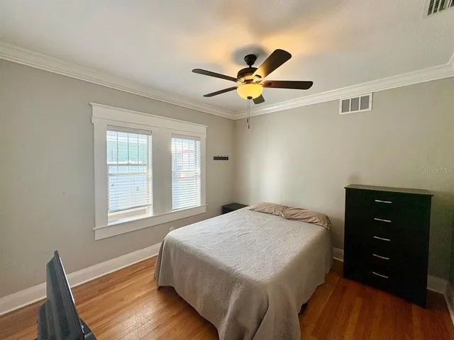 $2,500 | 302 West Haya Street, Tampa, FL 33603