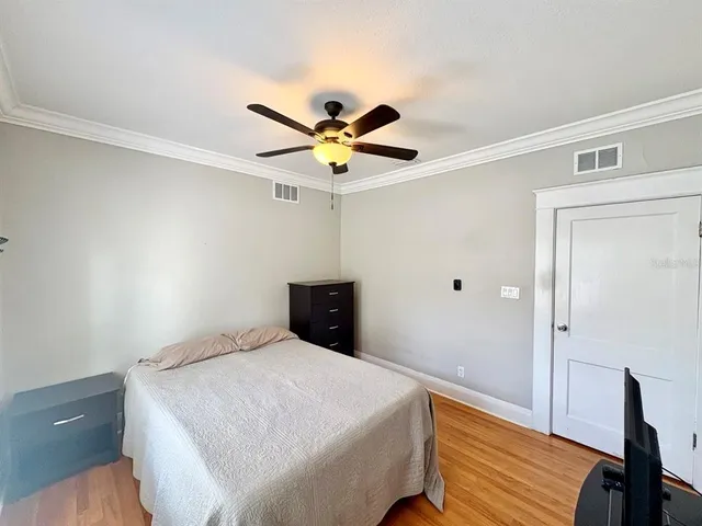 $2,500 | 302 West Haya Street, Tampa, FL 33603